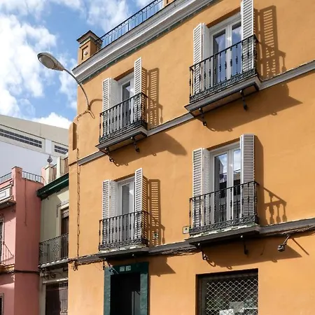 Apartment Correduria *