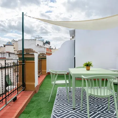 Correduria Apartment *